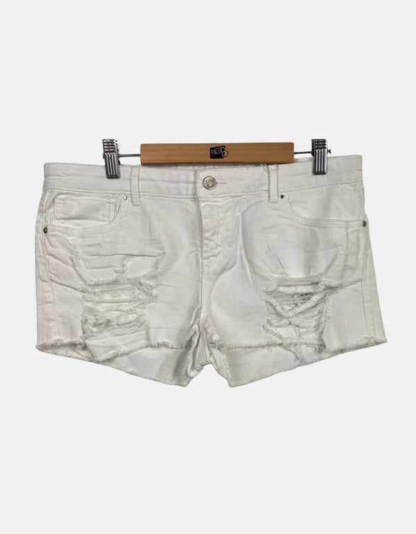 White shorts FM